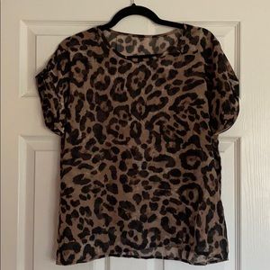 Cute cheetah shirt!